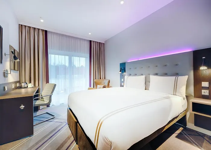 Premier Inn Mannheim City Centre