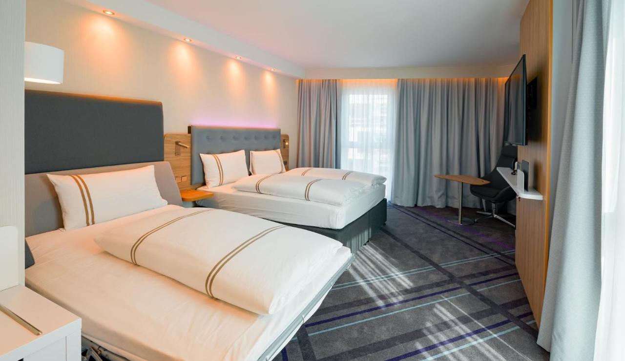 Premier Centre Hotel 3*