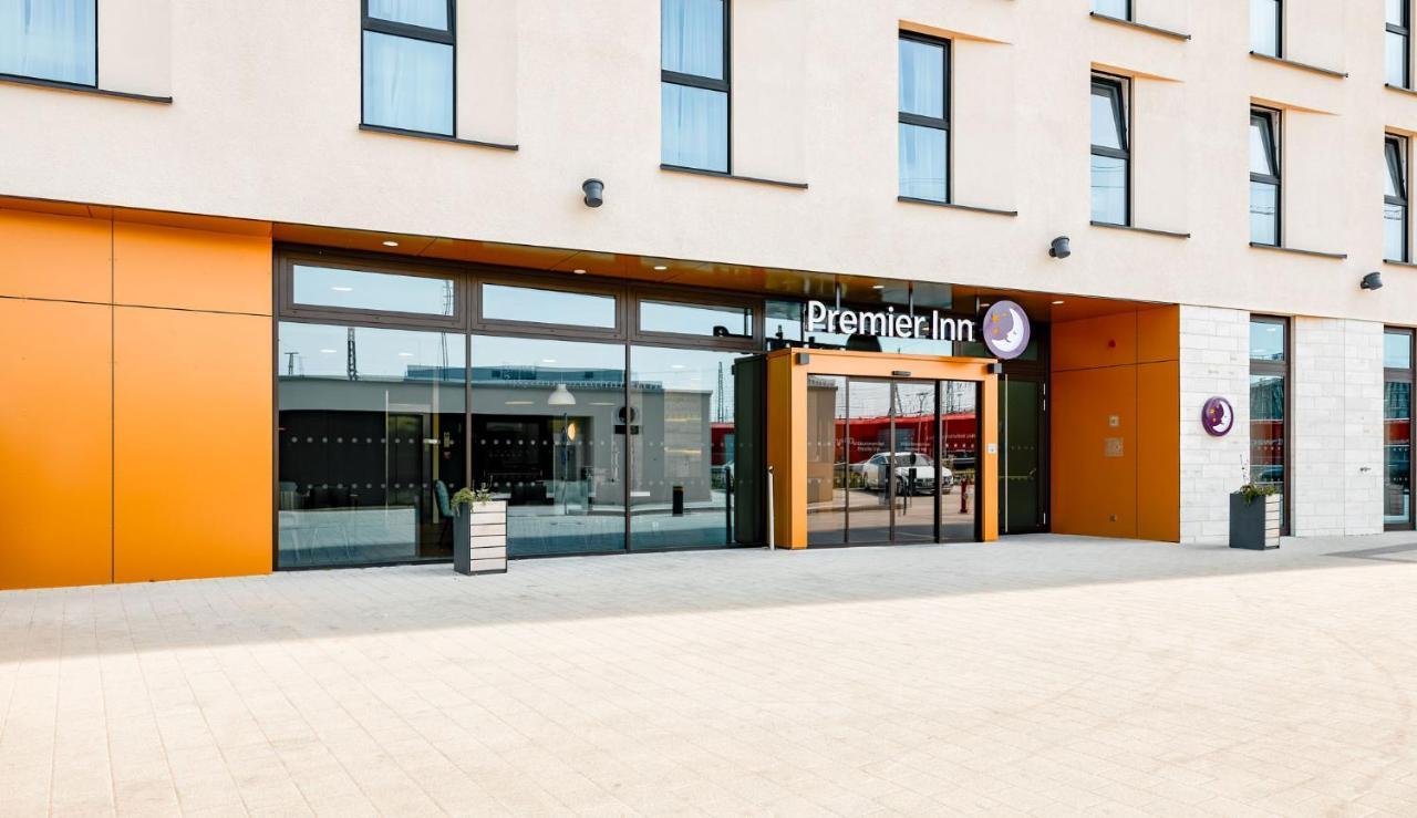 Premier Centre 3*